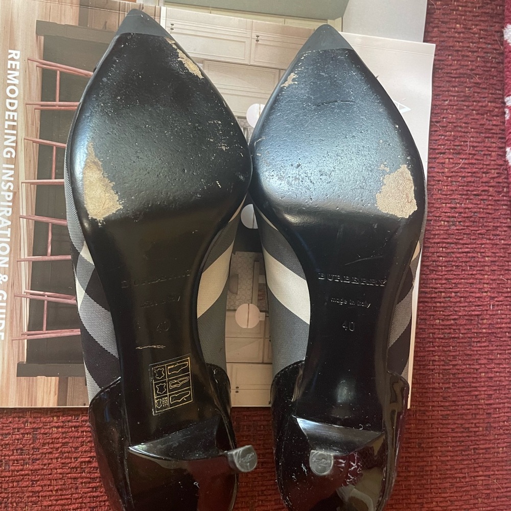 Burberry Checkered Black and Cream Heels - Picture 9 of 13